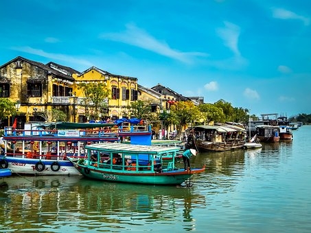 Dal Nord al Delta del Fiume Mekong Tour Culturali